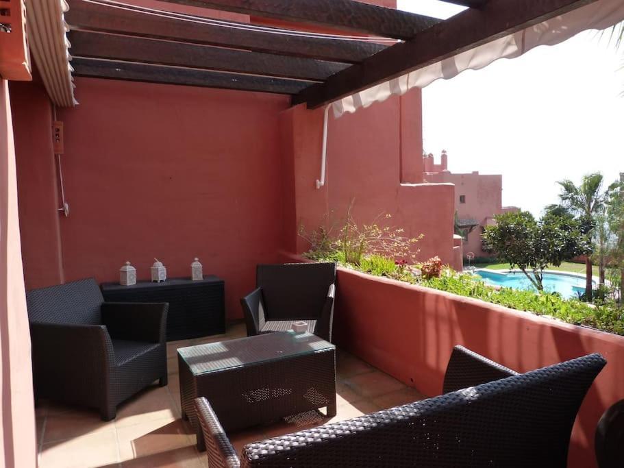 Villa Luxurious Townhouse With Sea Views à Manilva Extérieur photo
